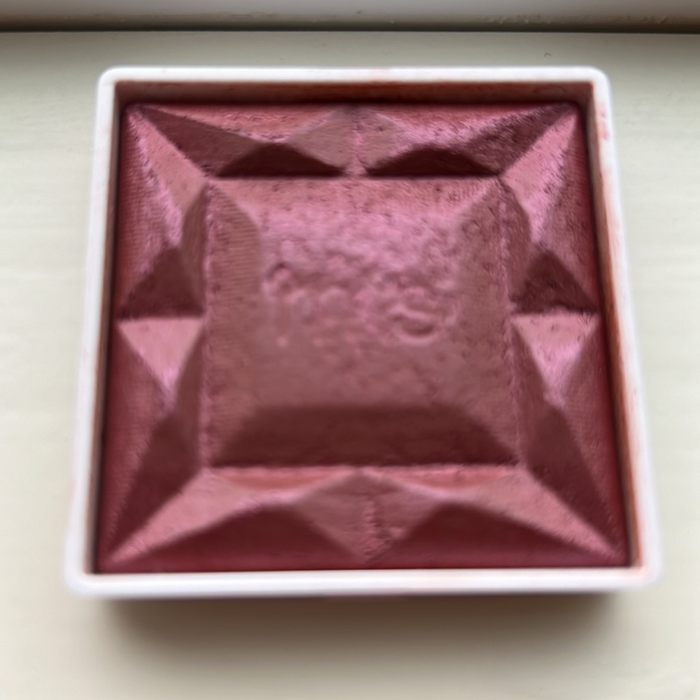 RMS Beauty Re dimension hydra powder blush Hanky Panky